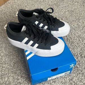 Adidas nizza platform